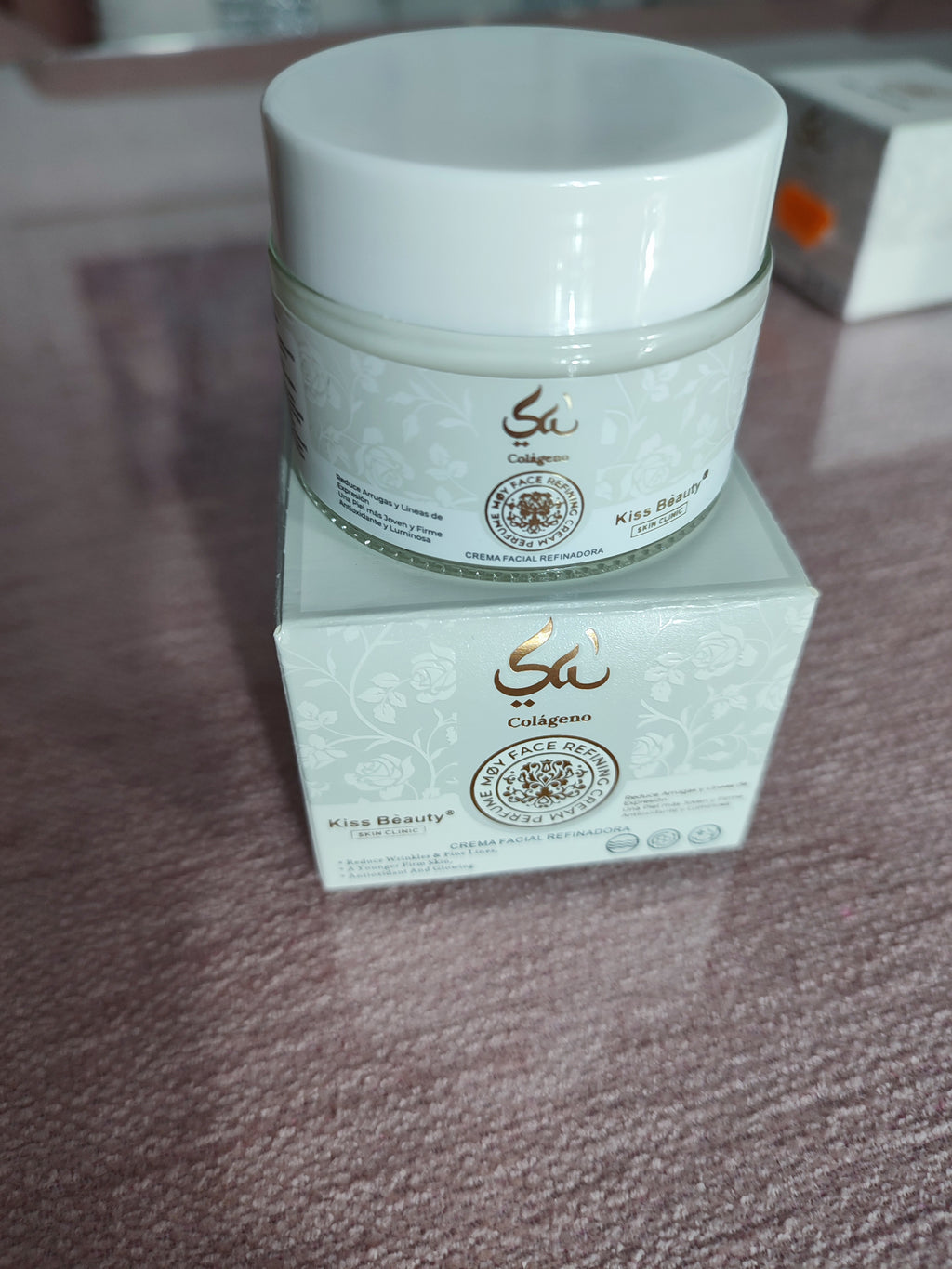 Productos de bella marca kiss beauty sérum facial.