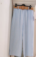 Pantalón a rayas blanco combinado con celeste y blanco con verde caqui ,   juvenil! super fresquito con cinturón rafia! y goma de elástico talla única 13'95 euros,verde caqui con blanco .